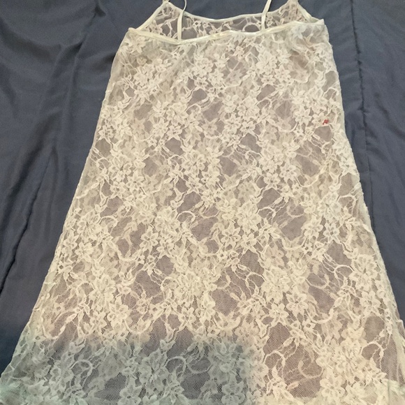 LACE CAMI NO TAGS PACKED AWAY - Picture 2 of 8